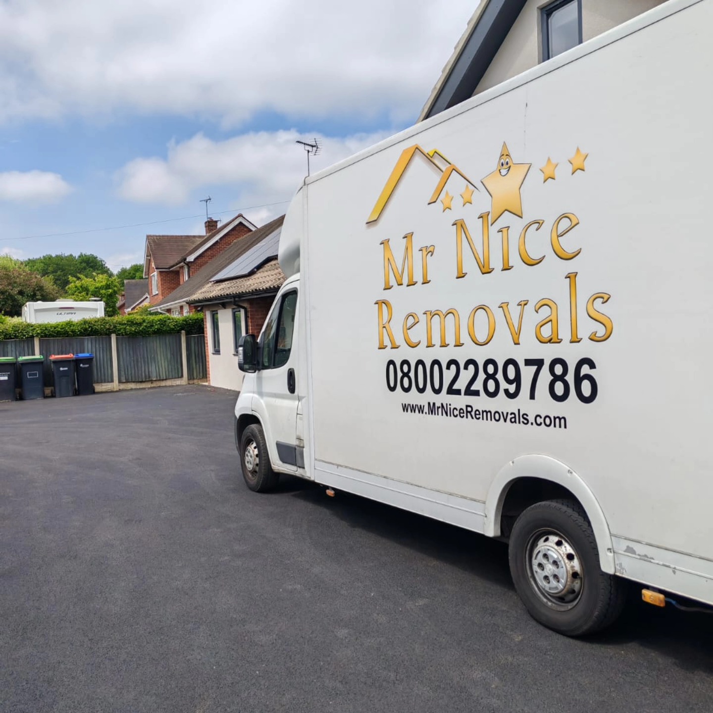 Mr Nice Removals Van outside a Nottingham property
